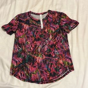 Lululemon multi color swirl shirt